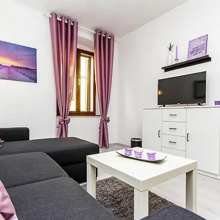 Adriatic Pearl Arena Apartmán