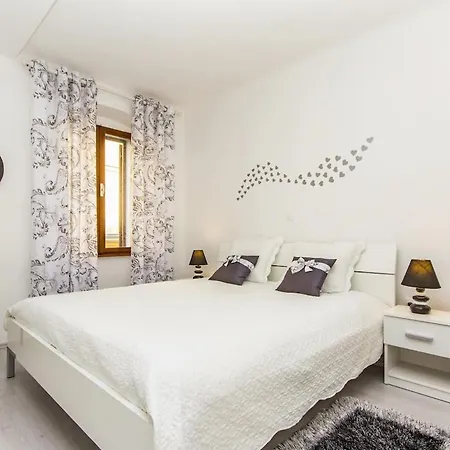 Adriatic Pearl Arena Lägenhet Pula