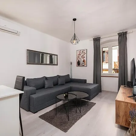 Adriatic Pearl Arena Apartmán